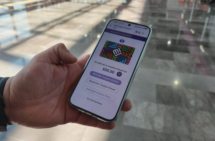 ¡ADIÓS FILAS! YA PUEDES ENTRAR AL METRO USANDO TU CELULAR CON LA NUEVA TARJETA VIRTUAL