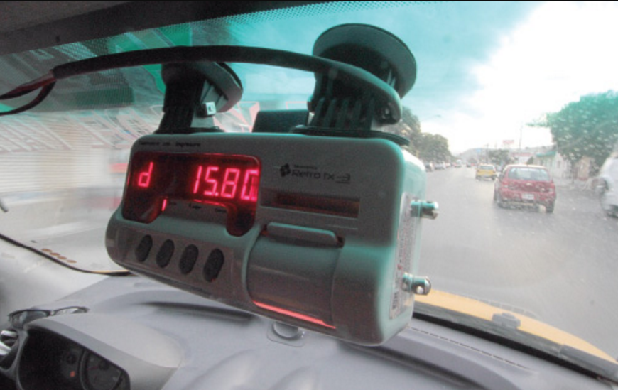 ¡Golpe a la red de corrupción en los taxímetros de la CDMX! México gana arbitraje internacional tras cancelar el millonario negocio de la era Mancera