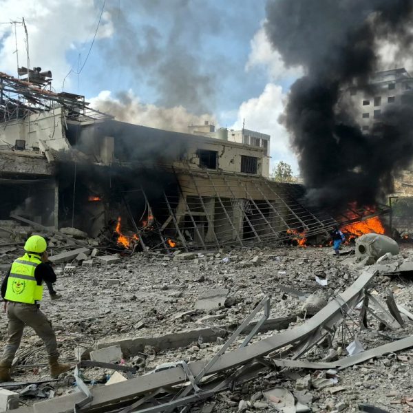 LÍBANO BAJO FUEGO: EL IMPERIO YANQUI ENCUBRE LAS MASACRES DEL ESTADO ILEGÍTIMO DE ISRAEL. Inician «negociaciones» en Washington mientras las bombas sionistas siguen masacrando civiles