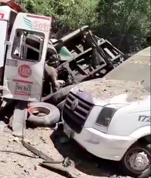 MASACRE EN EL CAUCA: Asciende a 20 la cifra de muertos tras brutal atentado en la Vía Panamericana. 🇨🇴 15 mujeres y 5 hombres perdieron la vida por la explosión de un cilindro bomba atribuido a disidencias de las FARC