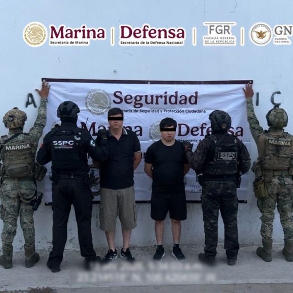¡Fuerte golpe a Los Chapitos en Mazatlán! Fuerzas federales detienen a dos operadores y decomisan arsenal de guerra
